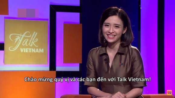 Nữ MC xinh đẹp của VTV trò chuyện với Xuân Trường khiến dân mạng bấn loạn